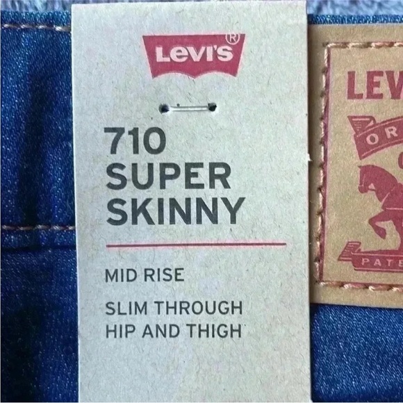 Levi's 710 Toronto Sights Super Skinny Jeans - Mid Rise Size 24 NWT - Picture 5 of 10